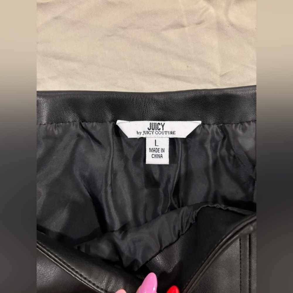 Juicy Couture Leather Mini Skirt​​​​​​​ - Picture 4 of 6